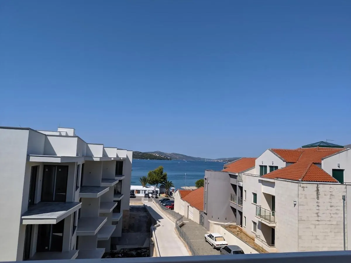 Anamaria Apartments Traù
