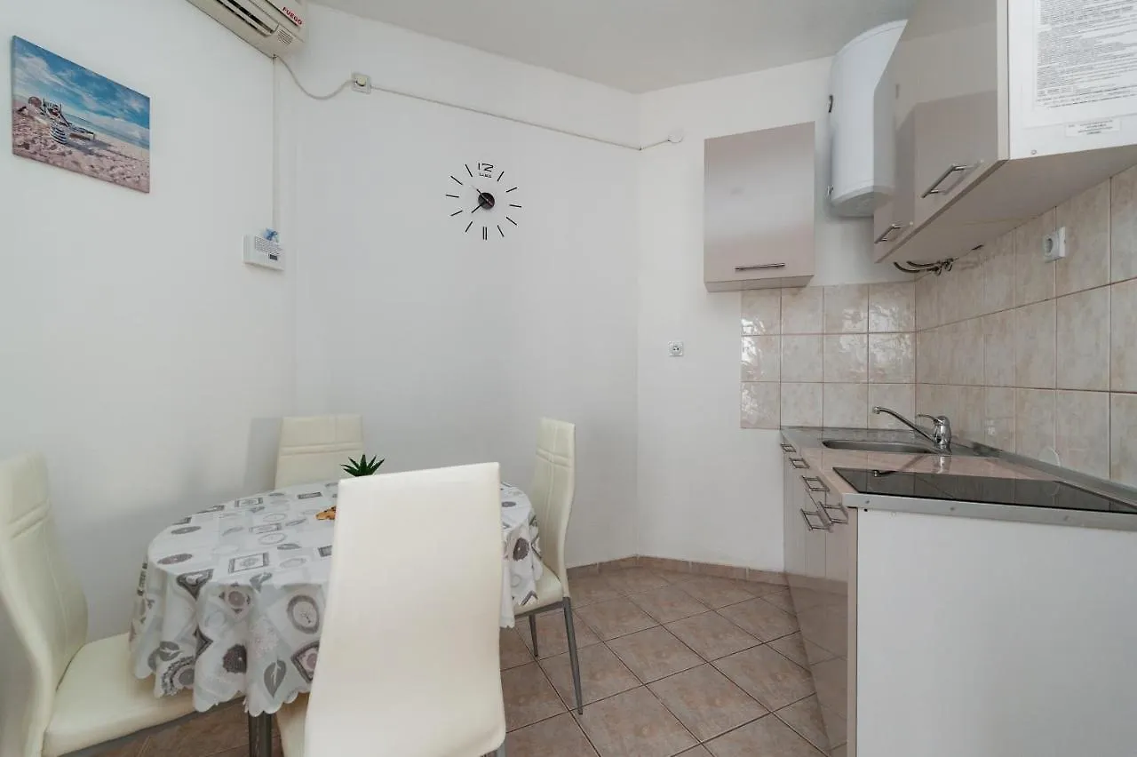 Anamaria Apartments Traù